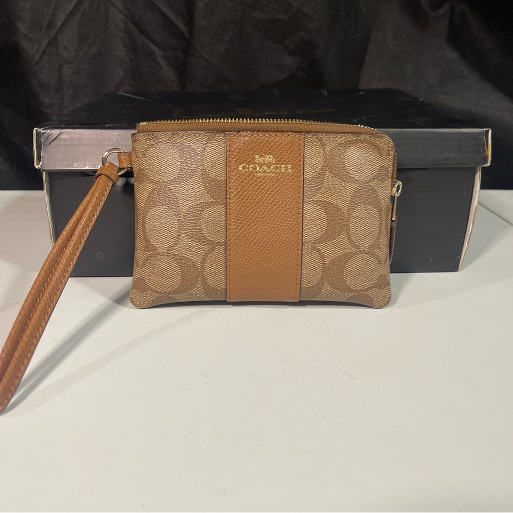 Coach F54629 Signature PVC Leather Corner Zip Wristlet Khaki Saddle Wallet Pouch